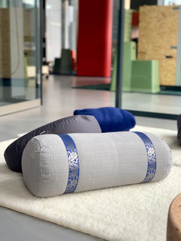 Was-agiles-arbeiten-bedeutet-im-Yoga-Raum-oder-Silent-Room